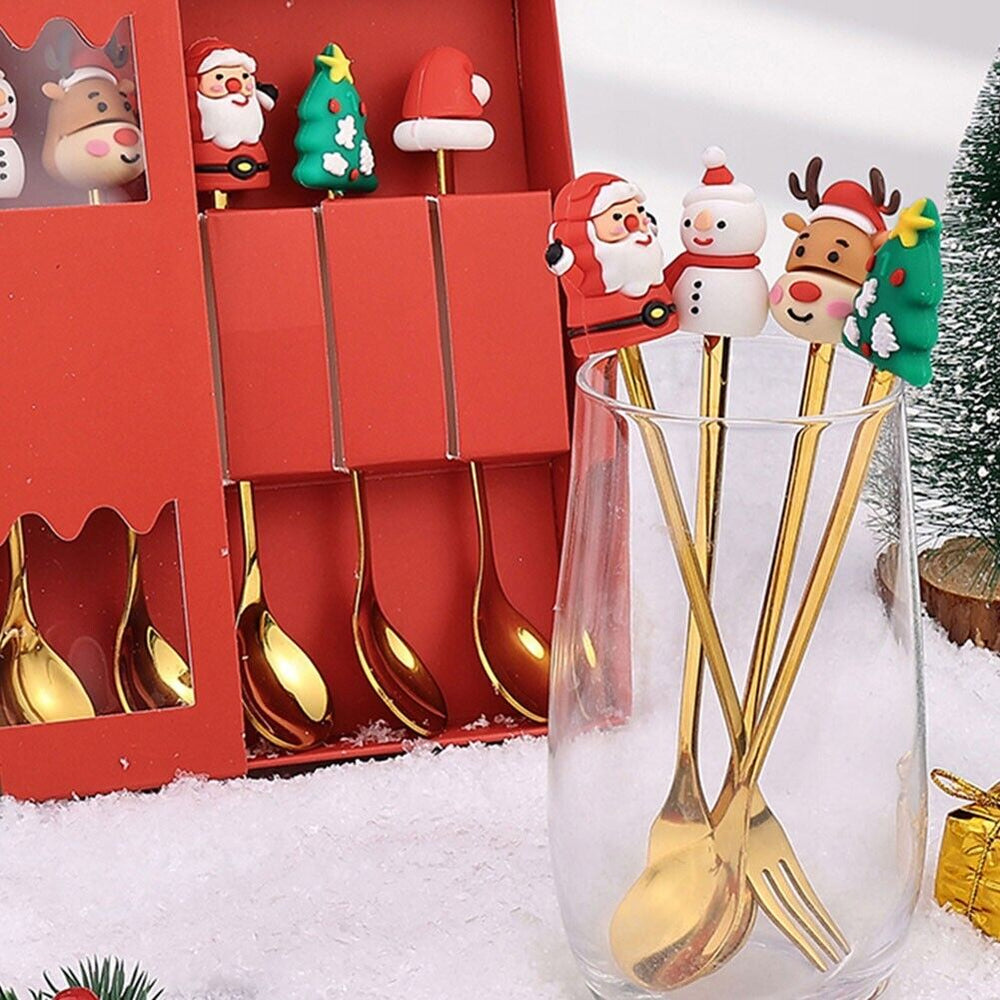 Elegant Christmas Cutlery Set Ideal for Hosting Gift Giving and Celebrating
